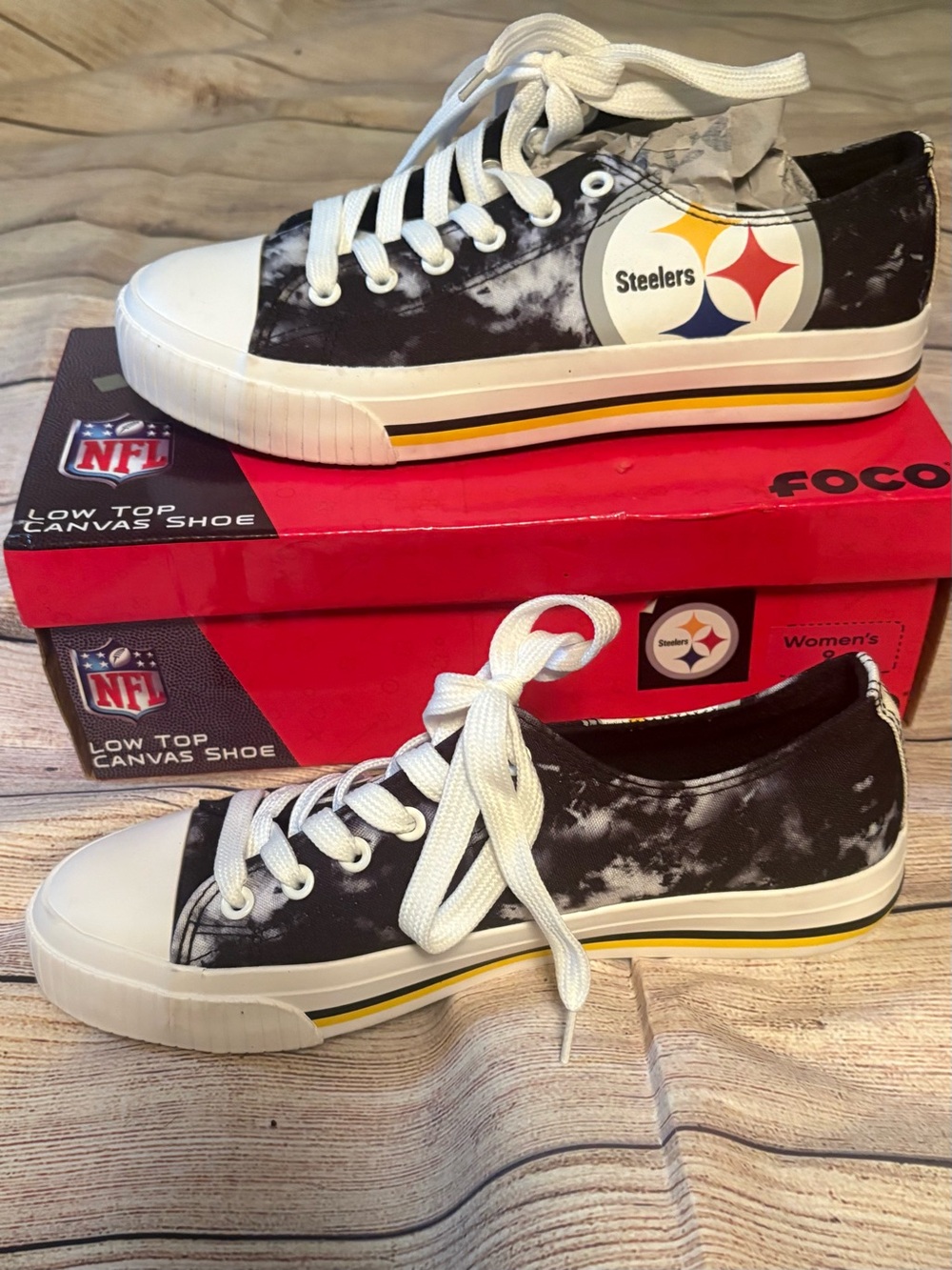 Steelers Women's Black Tie-Dye Low-Top Canvas Sneakers